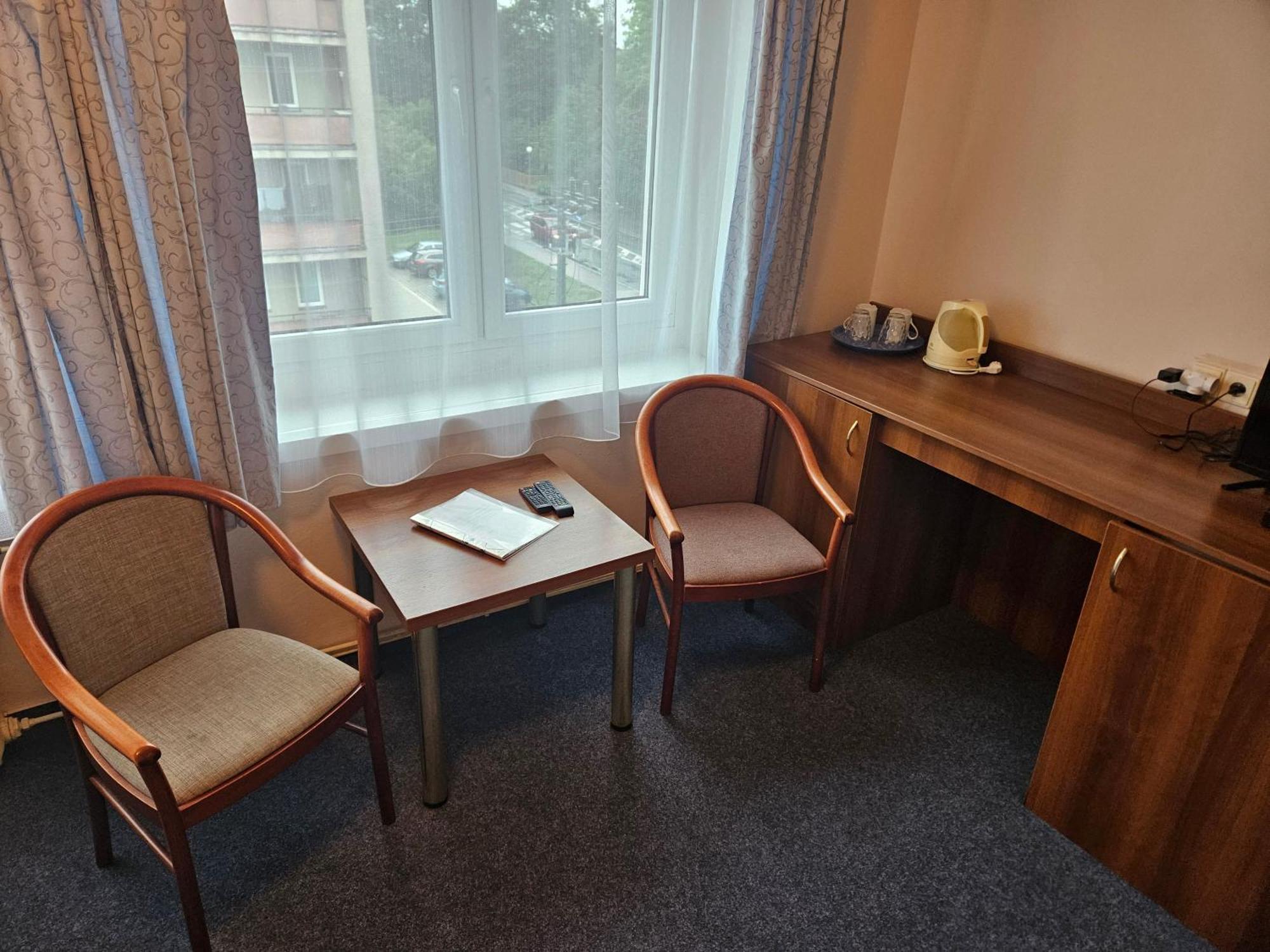 Hotel Trim Pardubice Ngoại thất bức ảnh