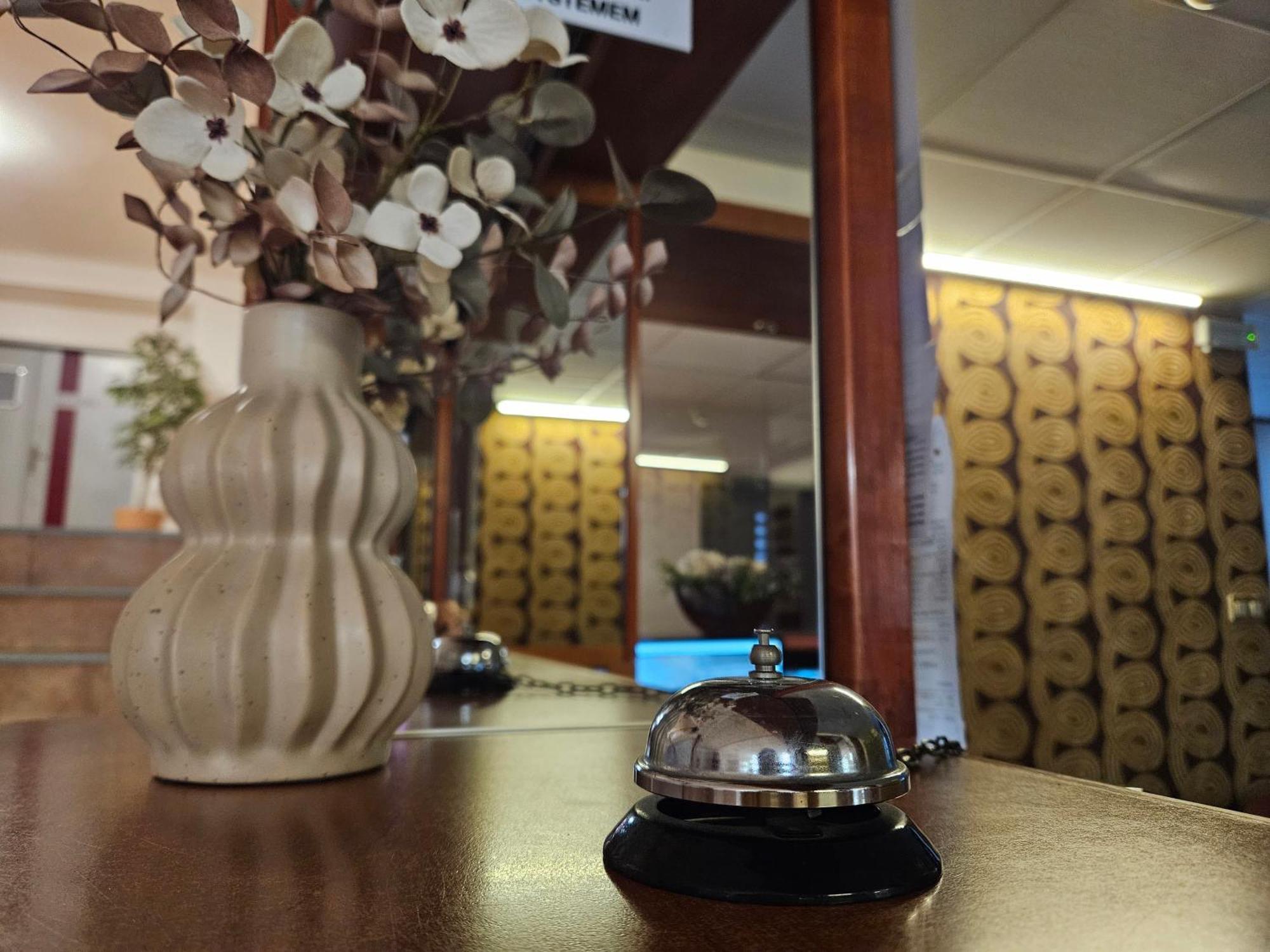 Hotel Trim Pardubice Ngoại thất bức ảnh