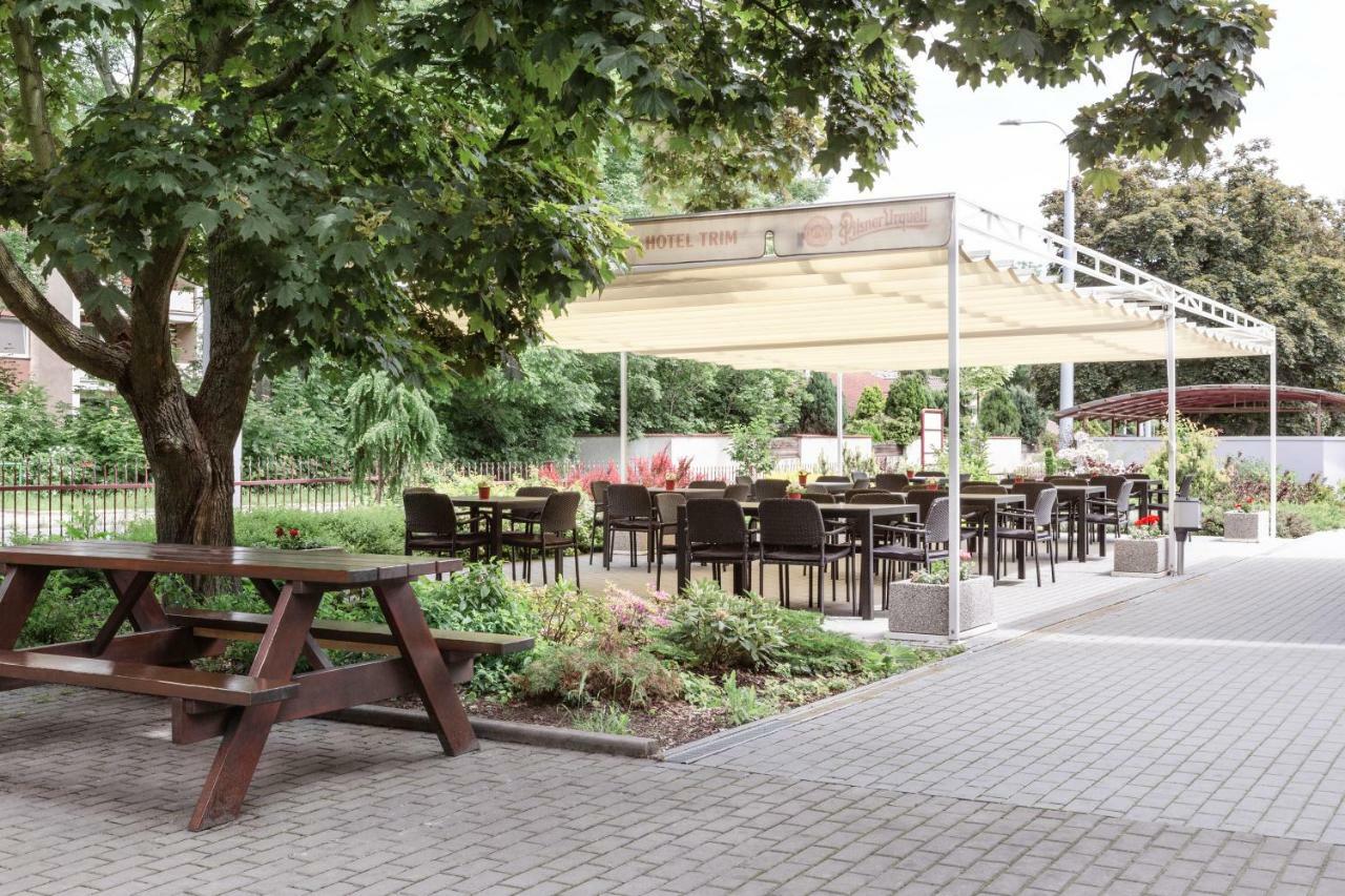 Hotel Trim Pardubice Ngoại thất bức ảnh